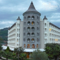 ALINN SARIGERME BOUTIQUE